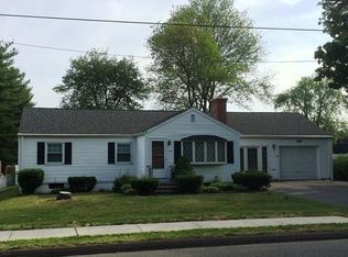 534 Pendleton Ave, Chicopee, MA 01020