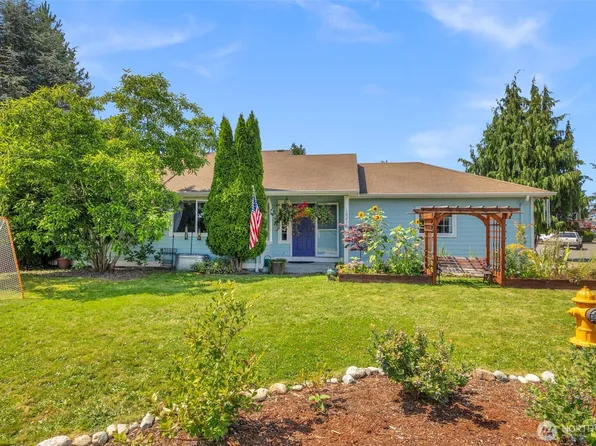 10210 59th Drive NE, Marysville, WA 98270
