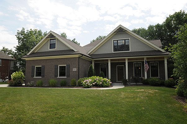 1st image of 16164 Wildwood Ln