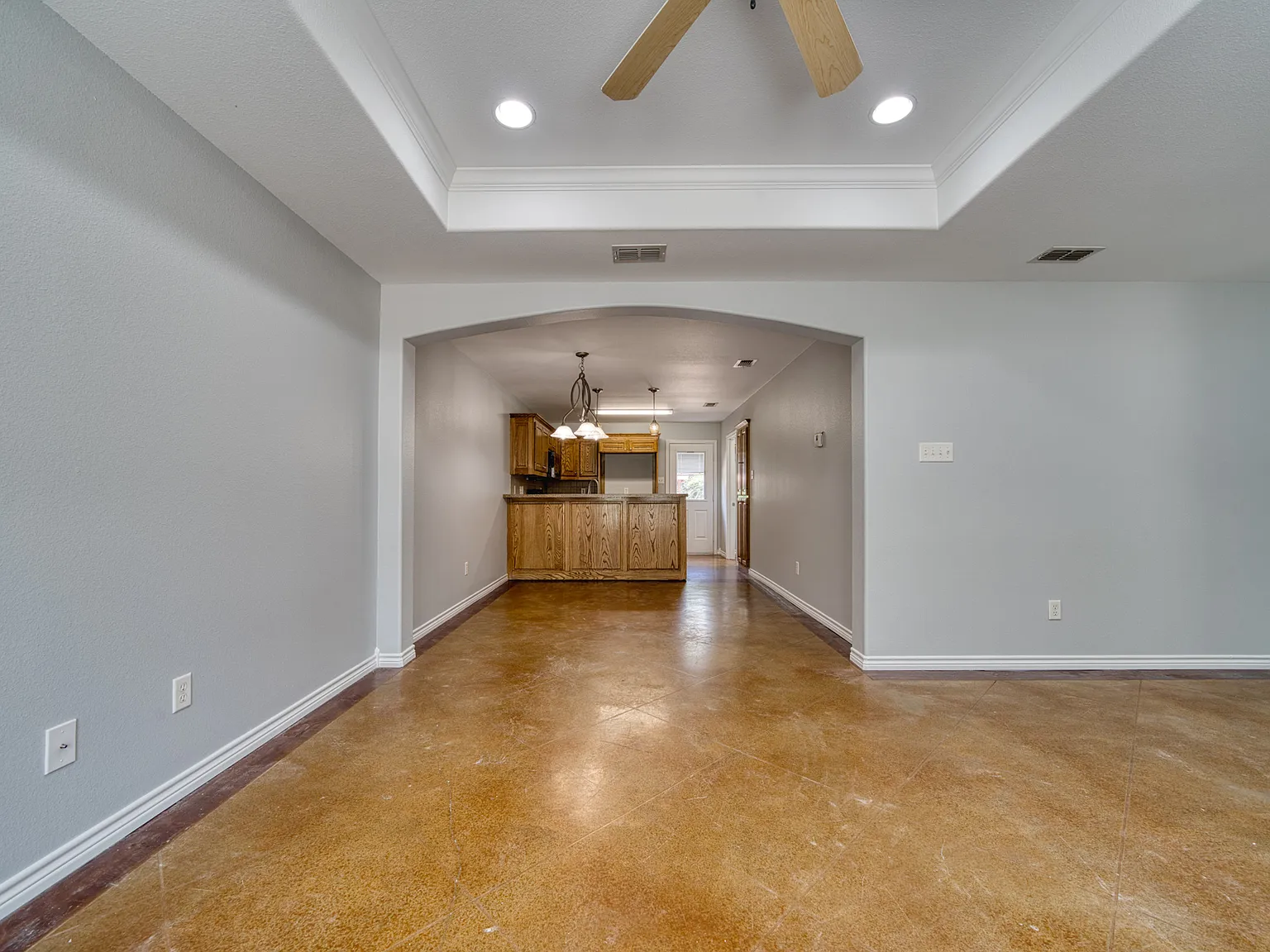 3 bed, 1332 sqft, $1,650 — Photo 4