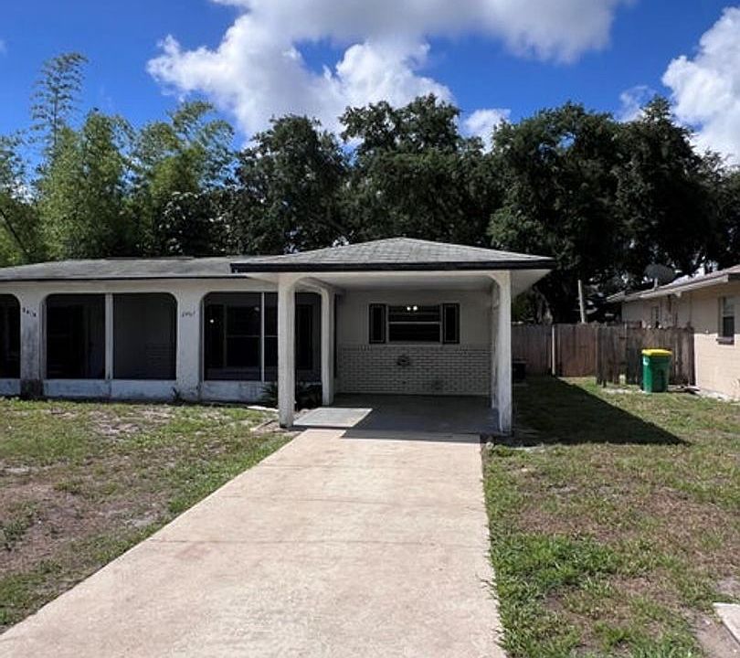 1st image of 2467 Mercury Dr
