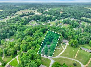 1153 Dimple Rd, Chapmansboro, TN 37035