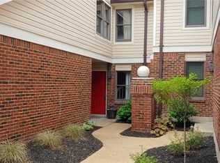 5610 Duchesne Parque Dr, Saint Louis, MO