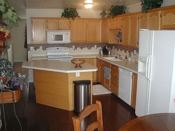 Fully updated kitchen!
