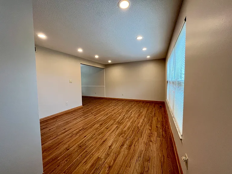 2775 Amana Ct — Photo 2