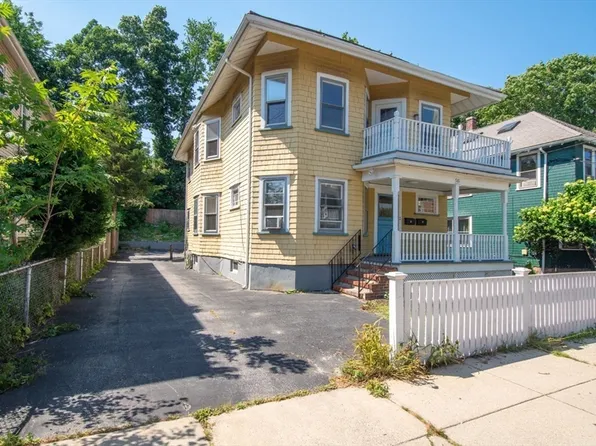 581 South St #1, Roslindale, MA 02131