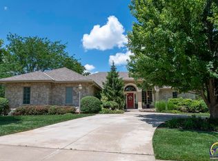 5326 SW 40th Ter, Topeka, KS 66610