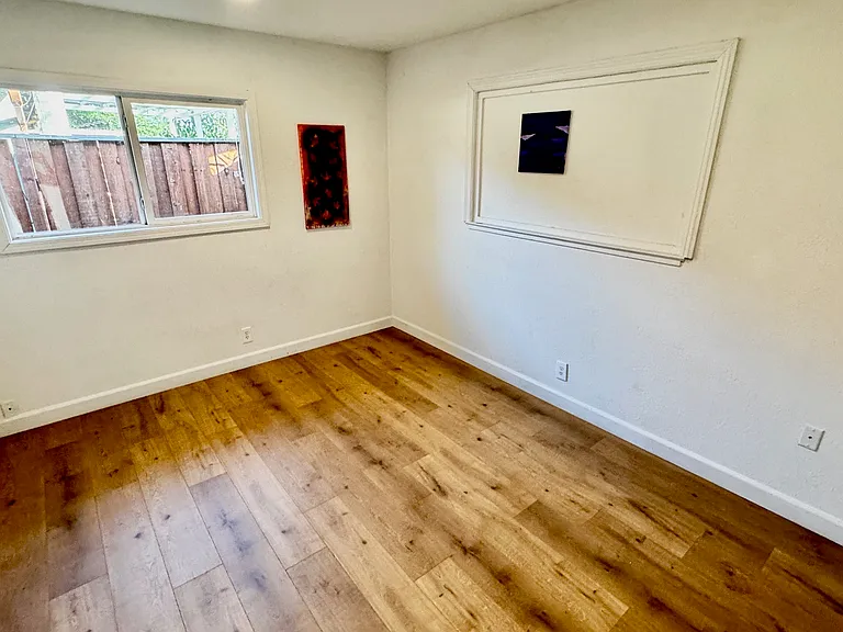 2737 Ophelia Ave — Photo 7
