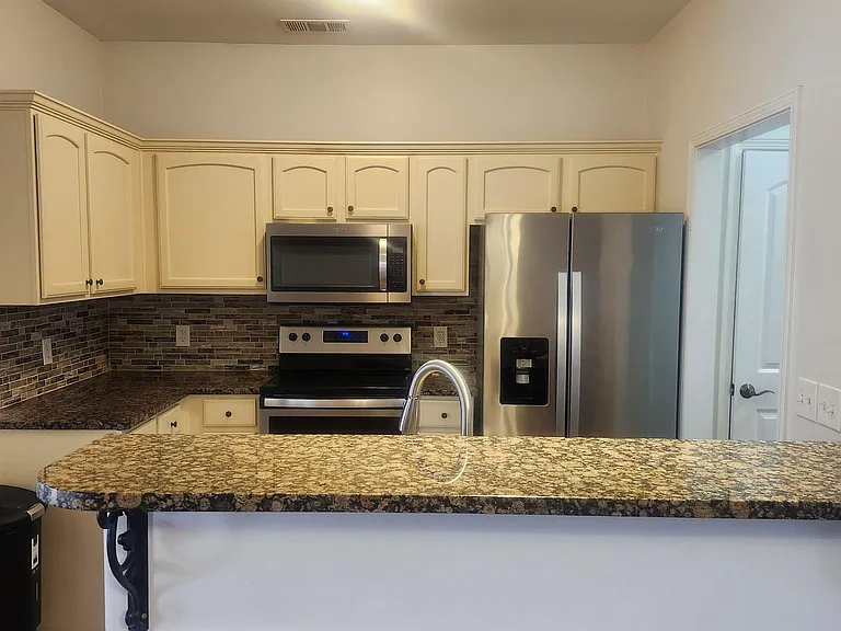 1497 Castle Pines Cres #18 — Photo 5