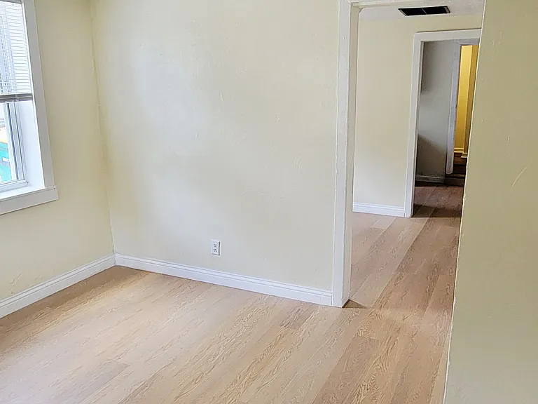 3443 Clearview Ave #2 — Photo 3