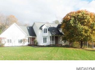 9732 Deerpath Cir, Marcy, NY 13403