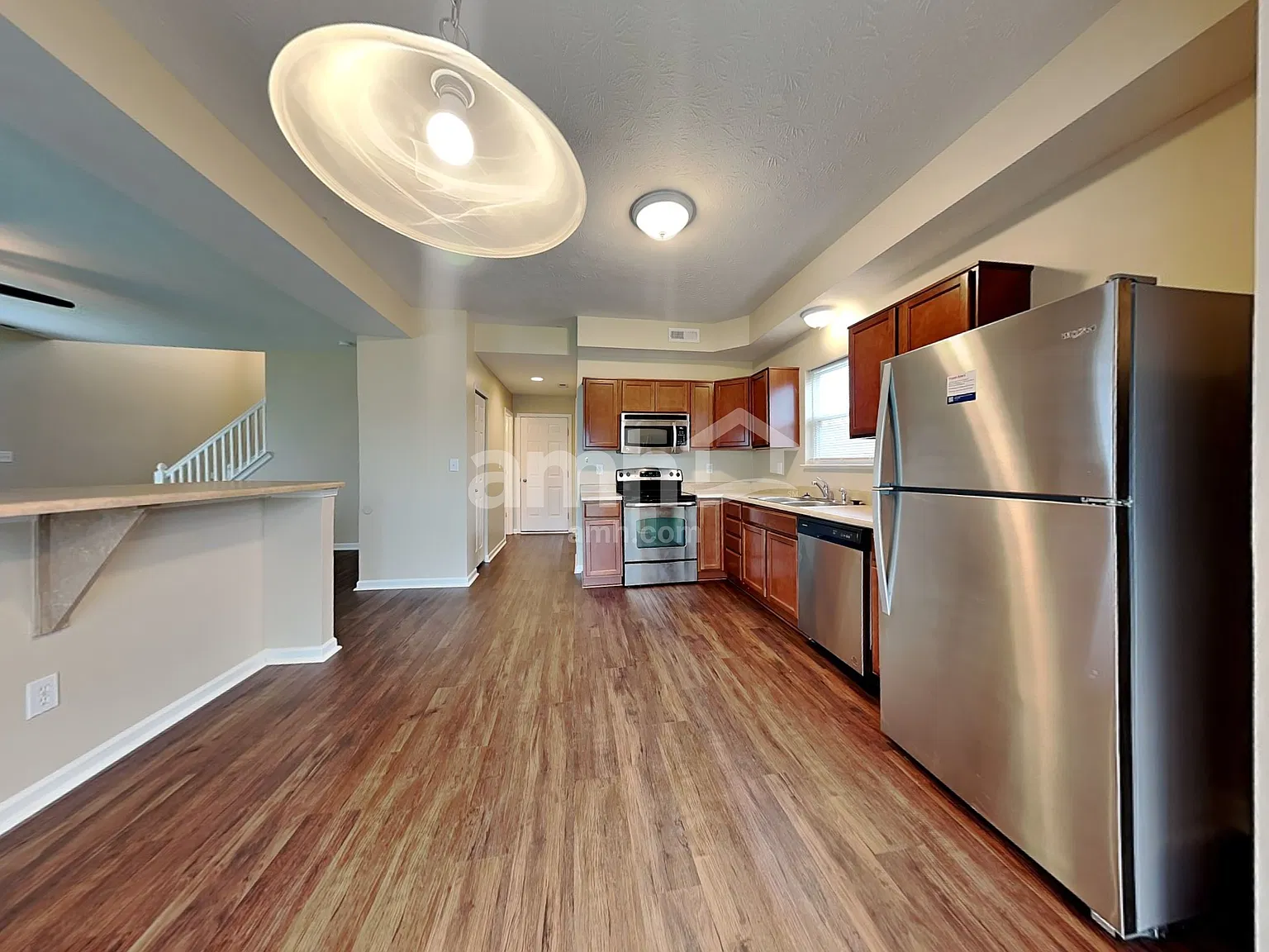 4 bed, 2.5 bath, 1687 sqft, $1,915 — Photo 3