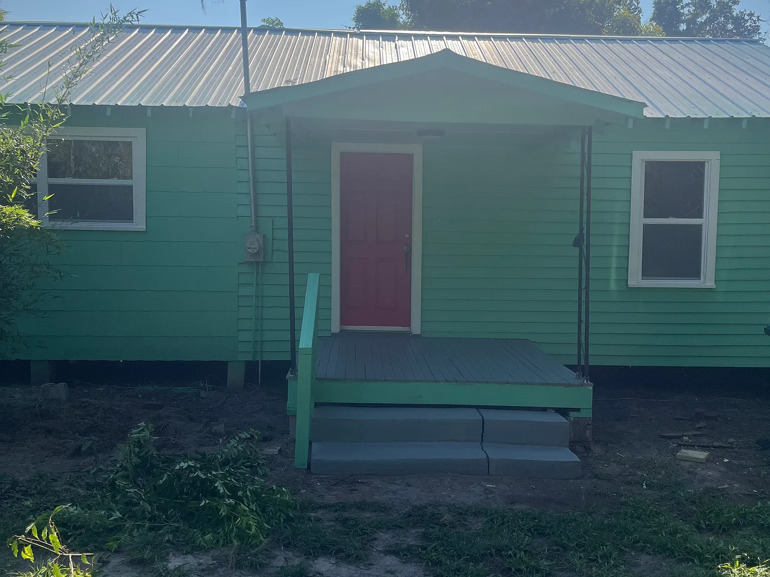 2 bed, 720 sqft, $1,250 — Photo 1
