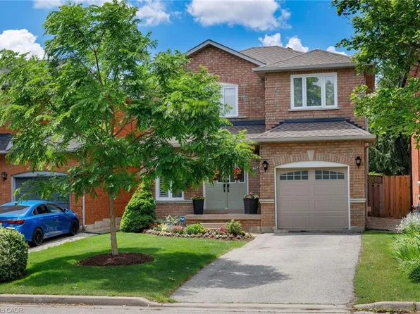 2140 Stillmeadow Rd, Oakville, ON L6M 3R1