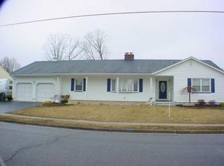 33 Mayberry Ave, Monroe Township, NJ