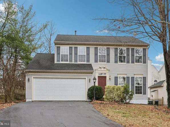 12151 Hayfield Ct, Bristow, VA 20136