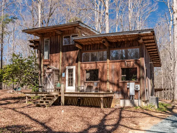 4401 E L G Rd, Efland, NC 27243