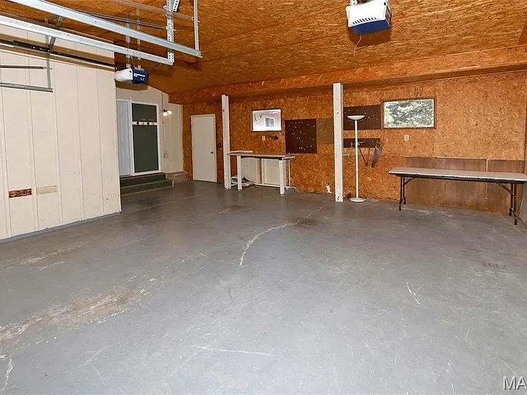 11151 Glacier Dr — Photo 32