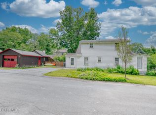 10 Avenue B, Wynantskill, NY 12198