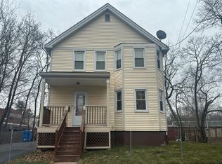 45 Harrison Pl, Hartford, CT 06112