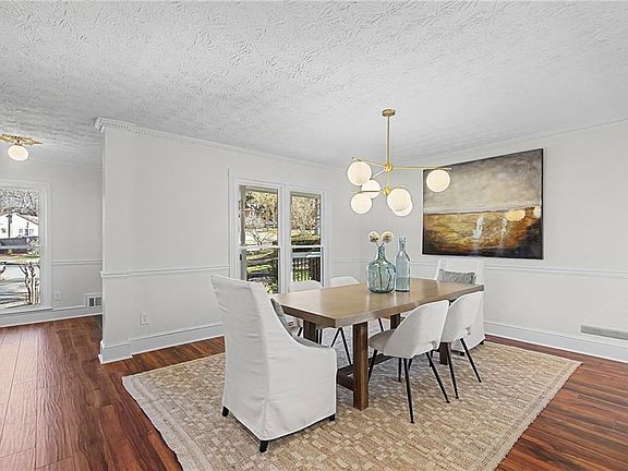 4th image of 2017 Parsons Ridge Cir