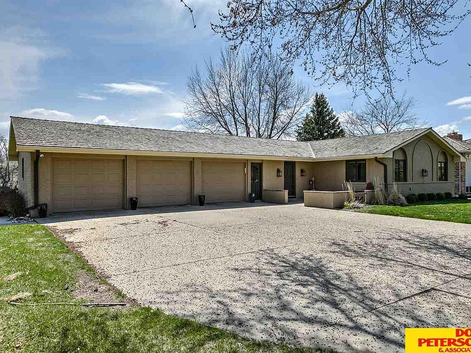 5154 Ventura Dr, Fremont, NE 68025 Zillow