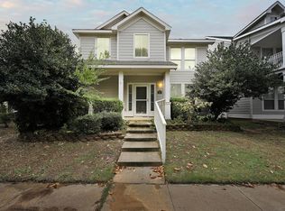 9908 Cedarcrest Dr, Aubrey, TX 76227