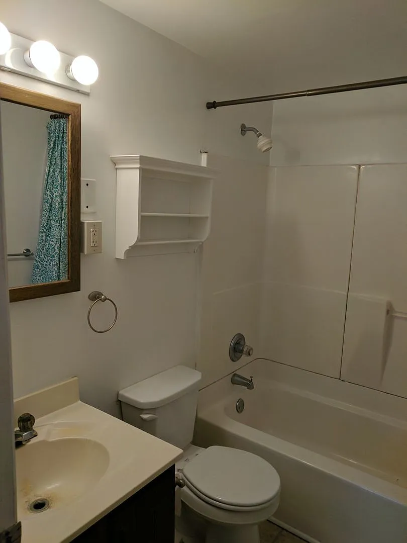 255 Meyran Ave — Photo 1