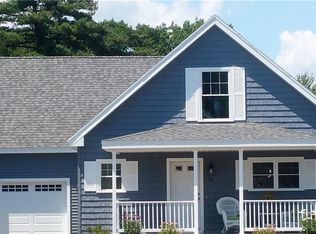 26 Lacosta Dr, Old Orchard Beach, ME 04064