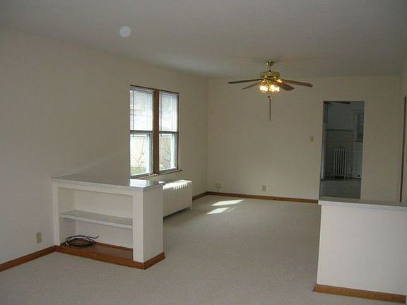 5th image of 5524 N Mobile Ave #1
