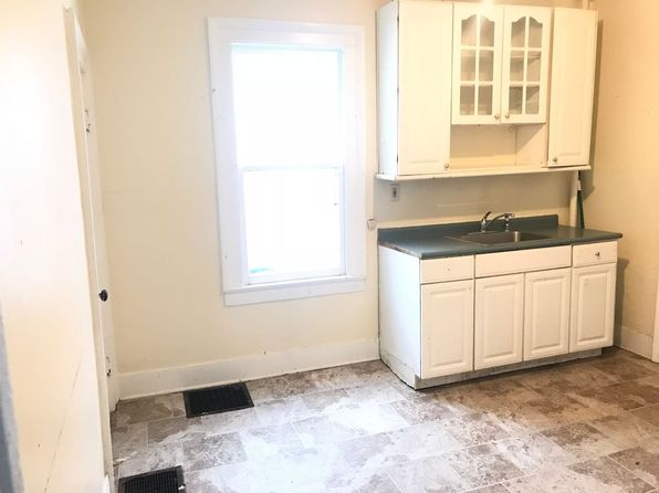 526 Dennis St, 526 Dennis St #524, Adrian, MI 49221