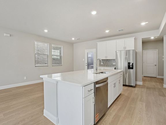 7th image of this home