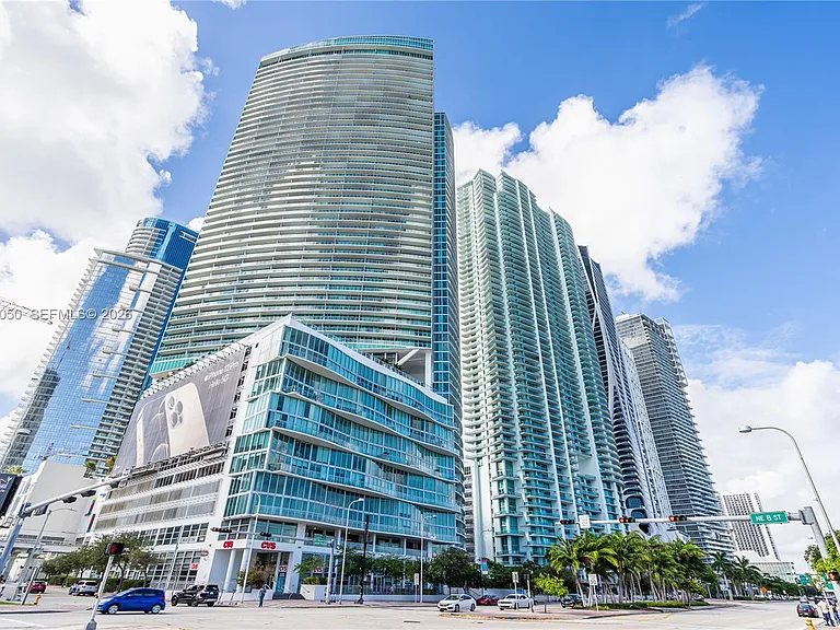 888 Biscayne Blvd #812 — Photo 33