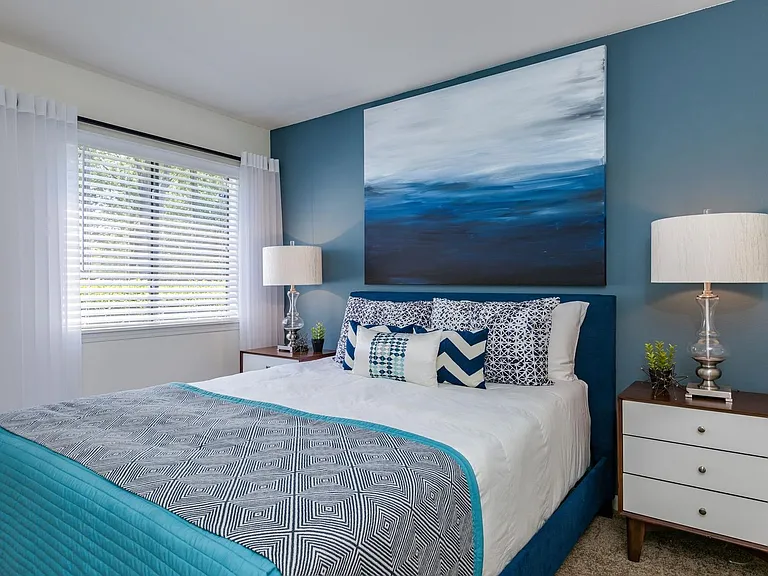 PALM TRACE APARTMENTS — Photo 28