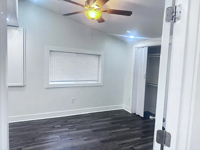 8222 NE Flagor Rd — Photo 6