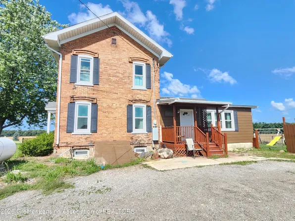 947 Catholic Church Rd, Leslie, MI 49251
