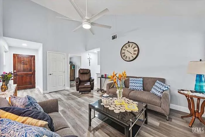 8917 Worrell Ct — Photo 21