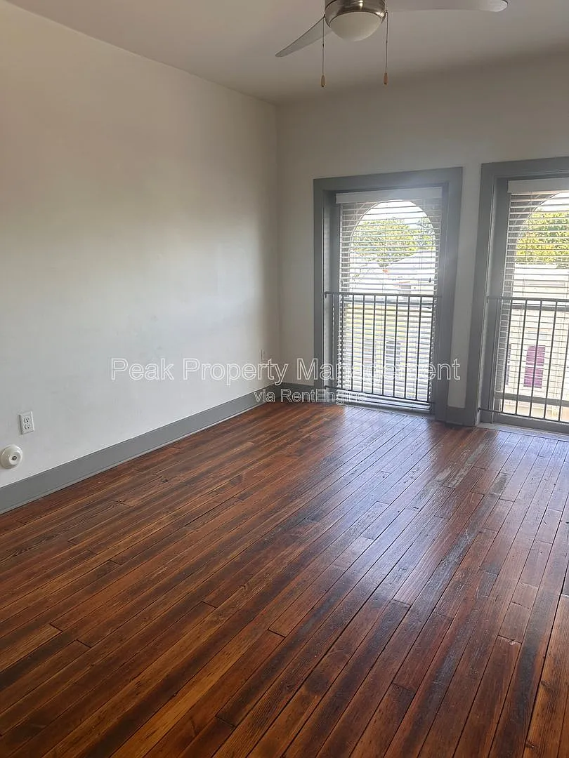 1 bed, 1.0 bath, $1,295 — Photo 1