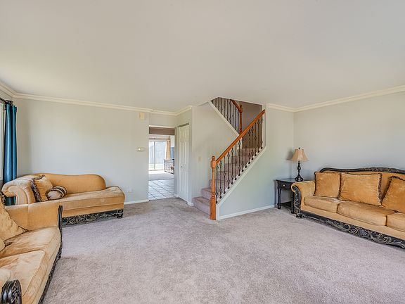 5th image of 3155 Diane Dr