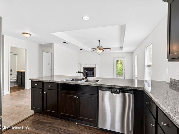 3rd image of 18272 Cardinal Ln
