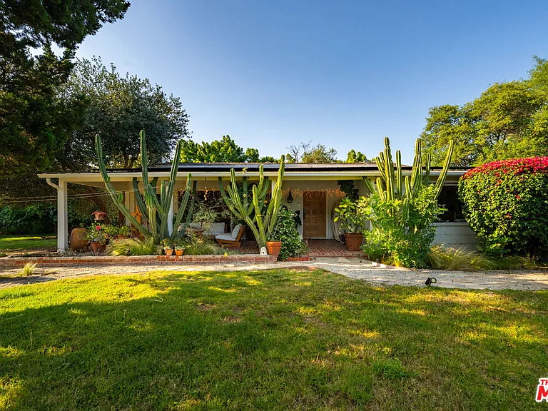17401 Londelius St — Photo 41