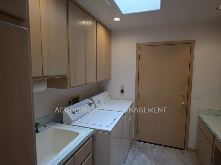 292 Foursome Dr — Photo 28