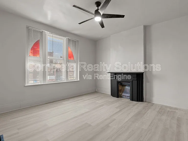 4038 California Ave — Photo 8