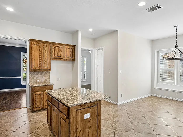 1613 Long Prairie Ct — Photo 16