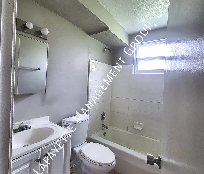 3812 Almeda St #209 — Photo 5