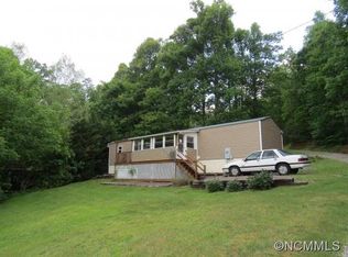 93 Chestnut Hill Rd, Black Mountain, NC 28711