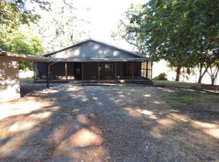 90145 Knight Rd, Elmira, OR 97437