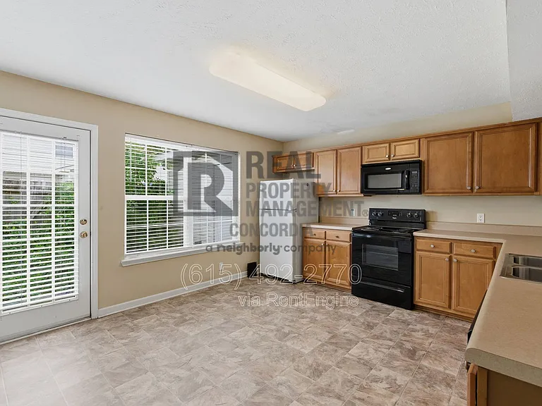 6066 Sagi Cir — Photo 8