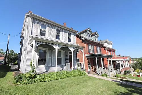 151 E Main St #1 Photo 1 151 E Main St #1 Photo 1