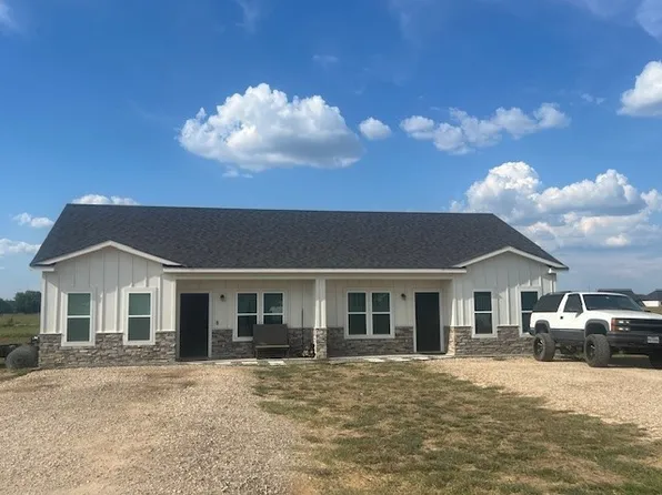 202-204 Private Road 12133, Paris, TX 75462